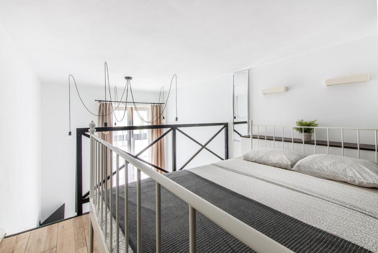 Smart Rental Management Apartments - City Center Вроцлав Екстериор снимка