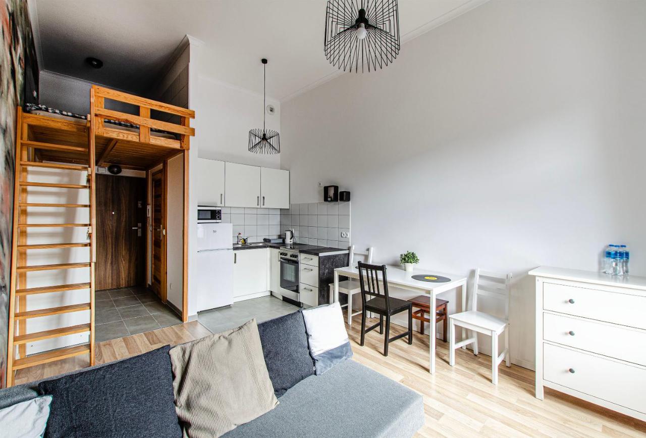 Smart Rental Management Apartments - City Center Вроцлав Екстериор снимка