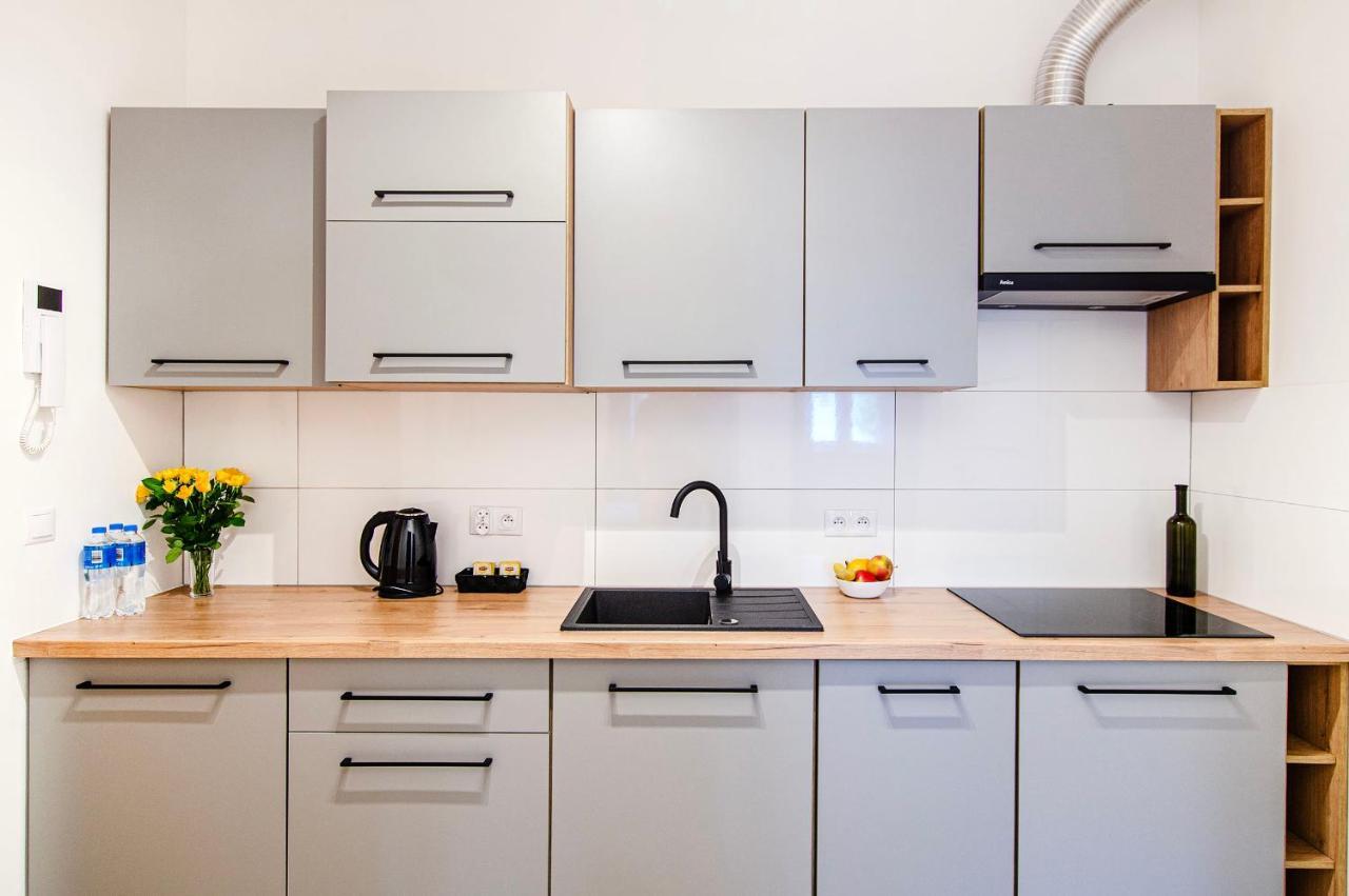 Smart Rental Management Apartments - City Center Вроцлав Екстериор снимка
