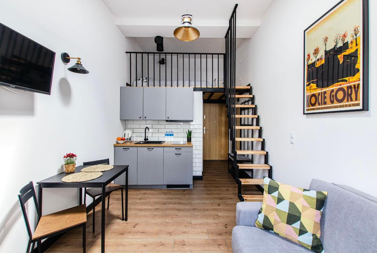 Smart Rental Management Apartments - City Center Вроцлав Екстериор снимка